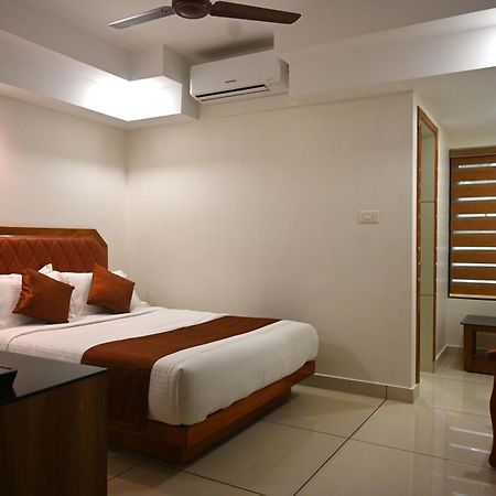 Harley Residency Hotel Kannur Luaran gambar