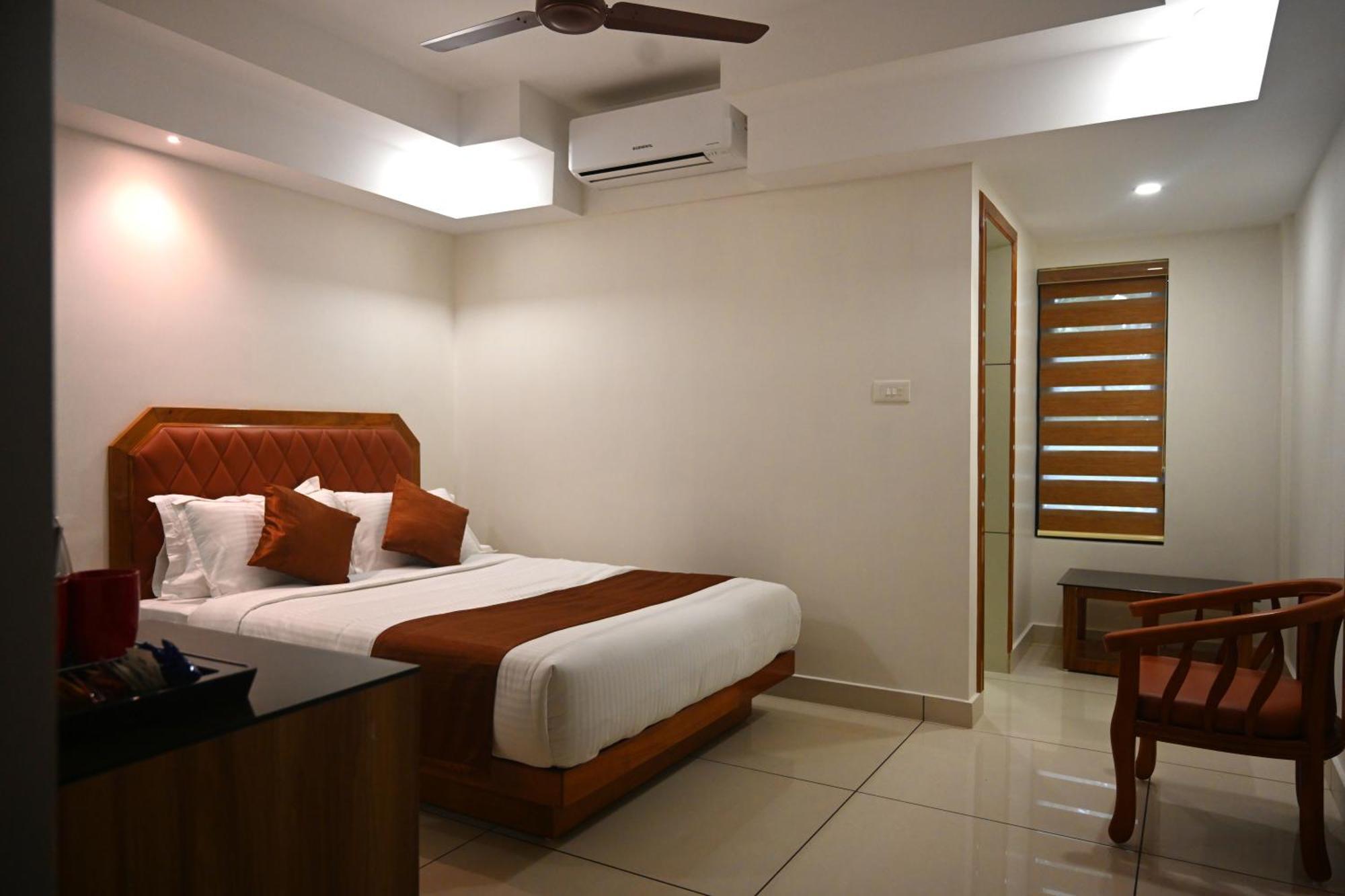 Harley Residency Hotel Kannur Luaran gambar