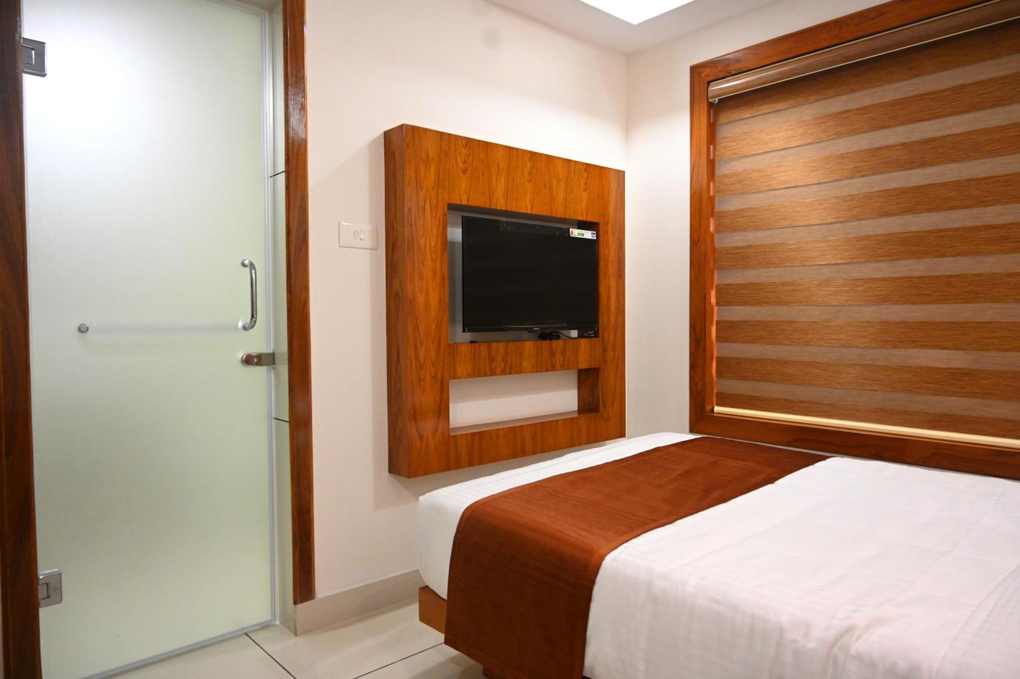 Harley Residency Hotel Kannur Luaran gambar