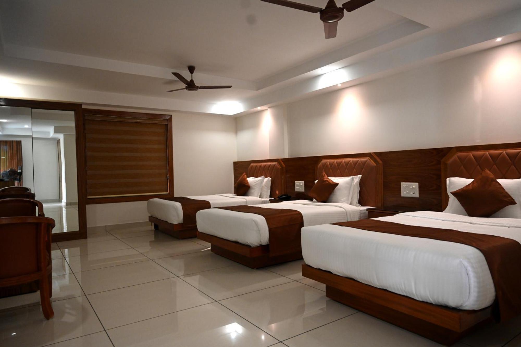 Harley Residency Hotel Kannur Luaran gambar