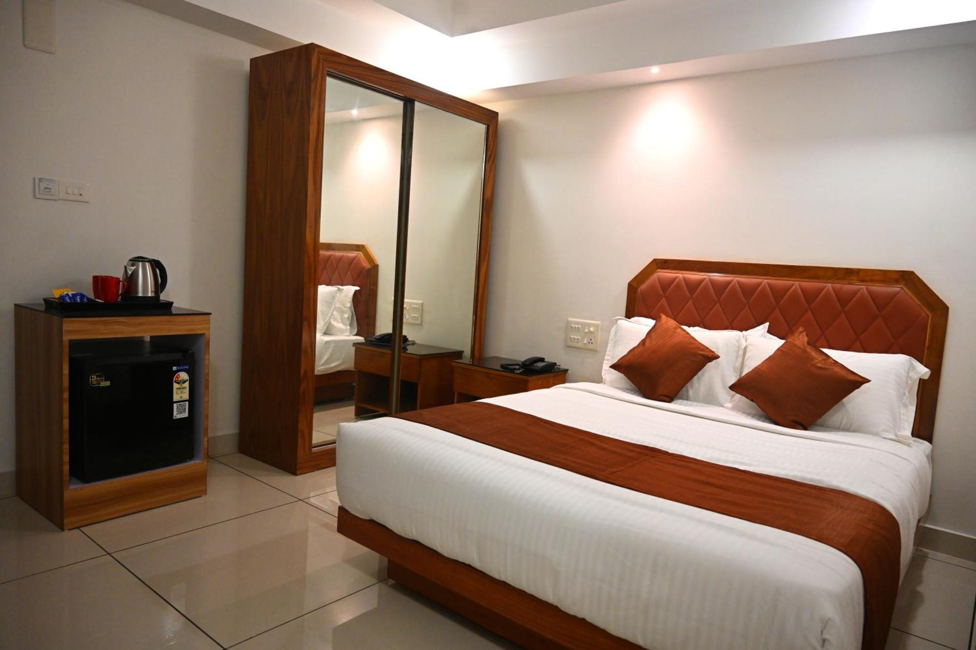 Harley Residency Hotel Kannur Luaran gambar