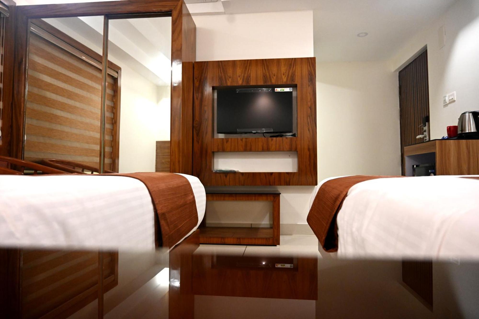 Harley Residency Hotel Kannur Luaran gambar